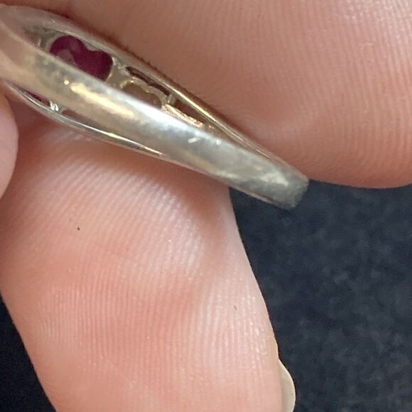 Lab Created Ruby And White Sapphire 3 Heart Sterling silver Ring Sz 7 - Picture 6 of 6